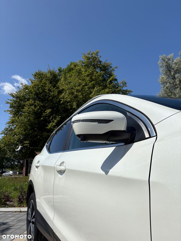 Nissan Qashqai 1.2 DIG-T N-Connecta - 8