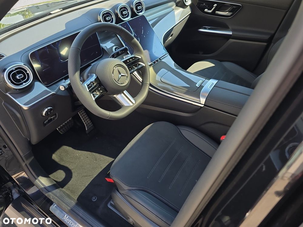 Mercedes-Benz GLC - 11