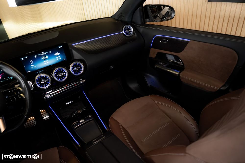 Mercedes-Benz GLA 200 AMG Line - 30