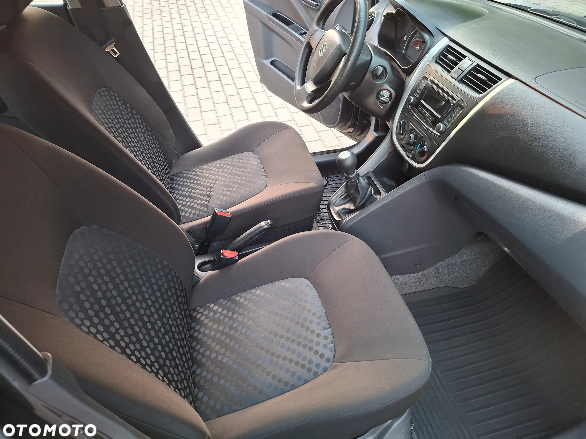 Suzuki Celerio 1.0 Premium - 12