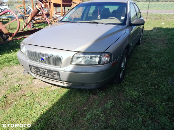 zderzak lampa maska drzwi volvo s80 446-64  części