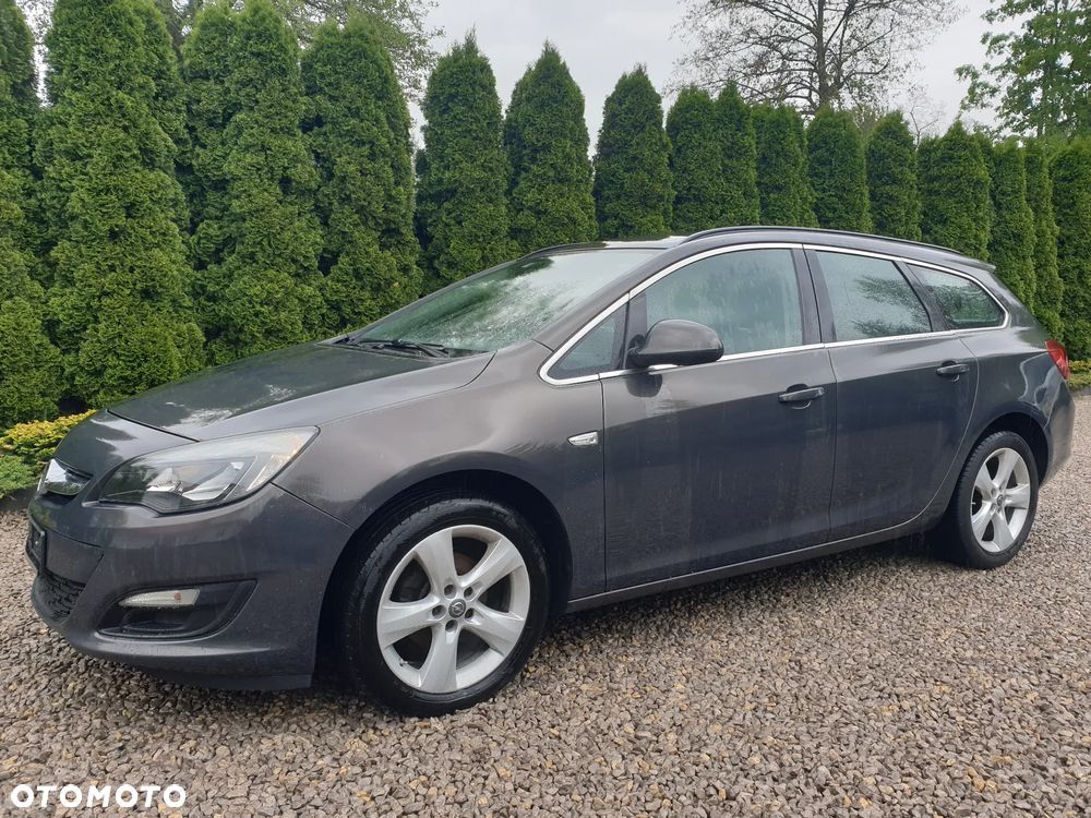 Opel Astra 1.4 Turbo 150 Jahre - 3