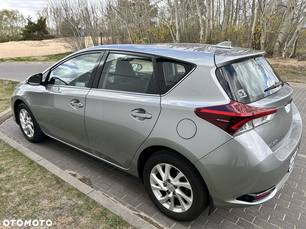 Toyota Auris 1.6 Classic Plus - 8