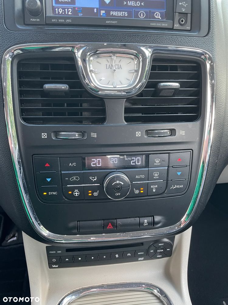 Lancia Voyager 2.8CRD Gold - 7