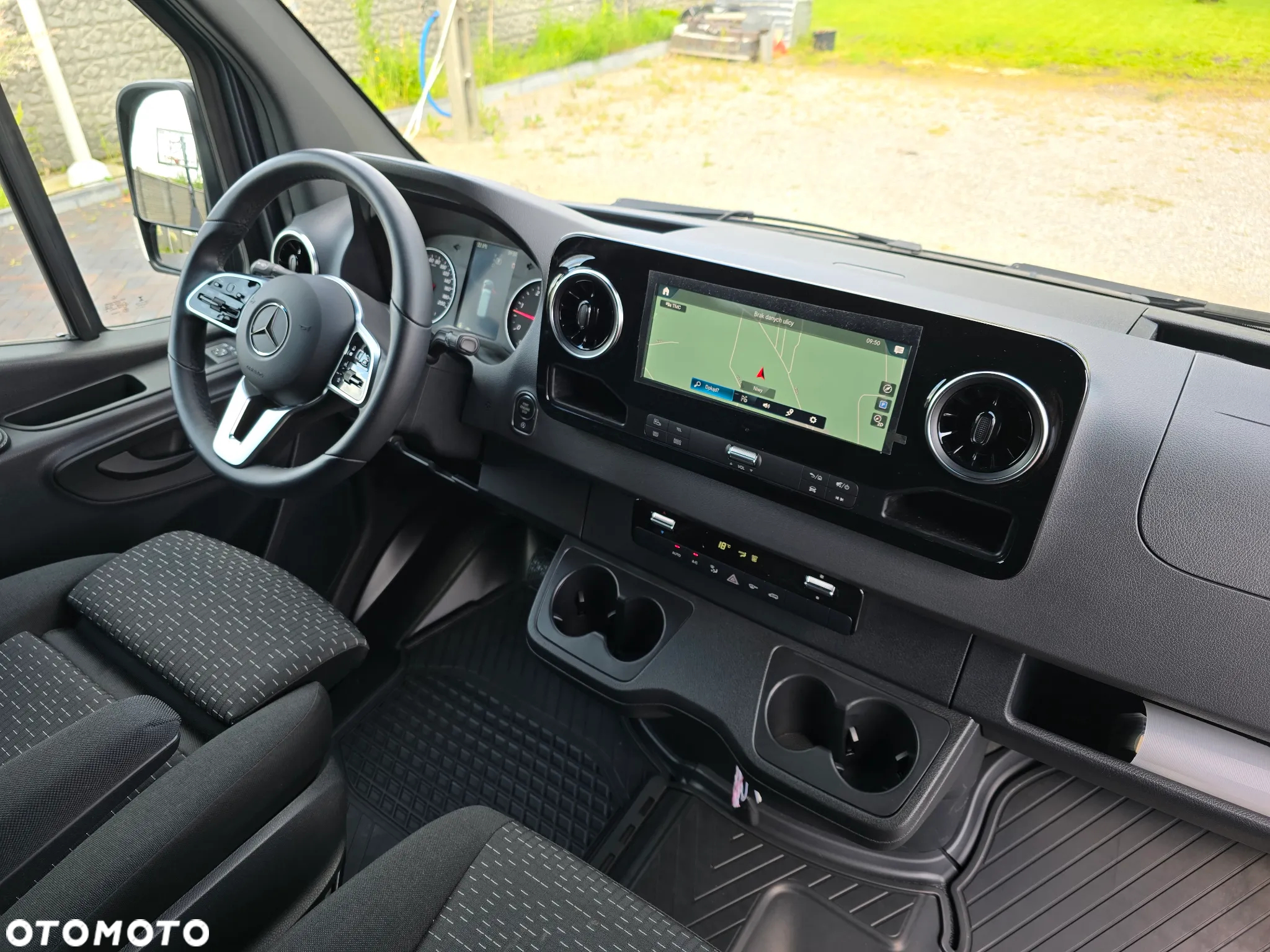 Mercedes-Benz SPRINTER 319 3.0 190KM NOWY BEZ PRZEBIEGU BOGATA OPCJA WYPOSAŻENIA SALON PL NOWY NOWY NOWY - 2
