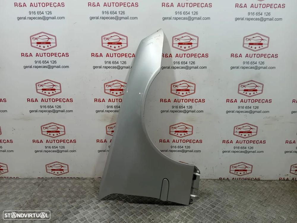 Guarda Lamas Frente Frontal Direito Mercedes Class C Sport Coupe W203 Original - 1