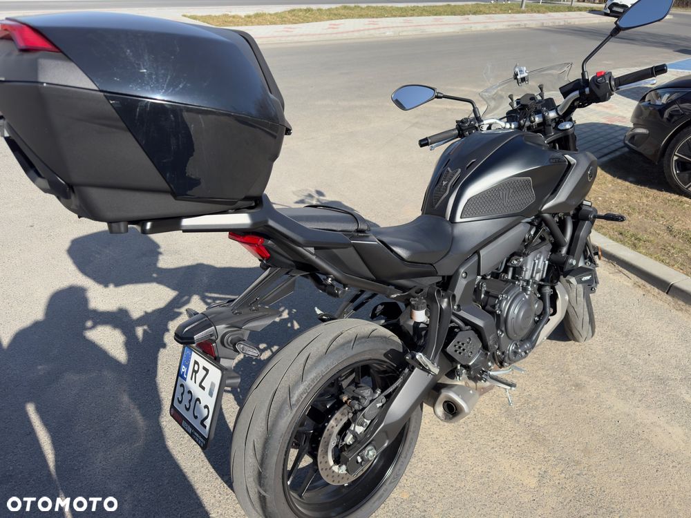 Yamaha MT - 7
