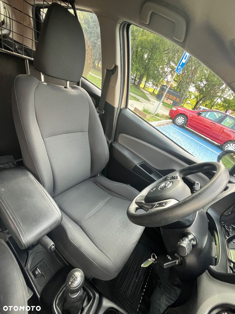 Toyota Yaris 1.5 Active - 10