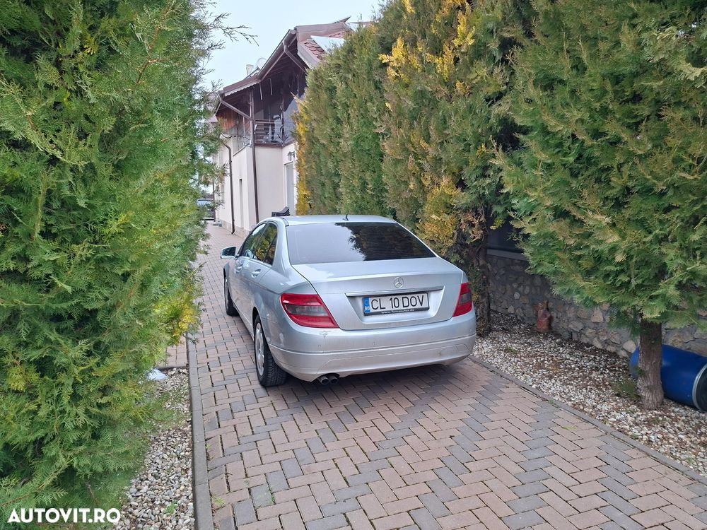 Mercedes-Benz C 200 CDI DPF Automatik BlueEFFICIENCY Avantgarde - 4