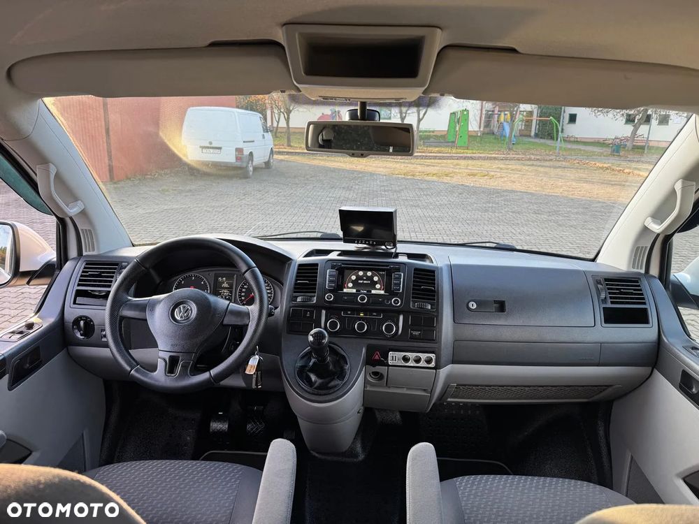 Volkswagen TRANSPORTER T5 - 20