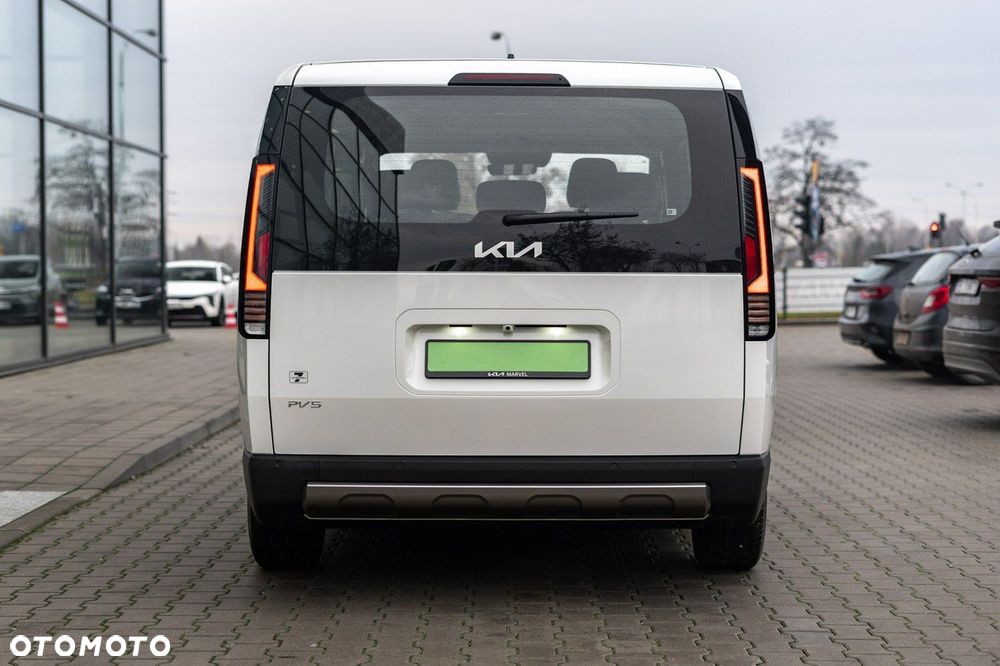 Kia PV5 - 5