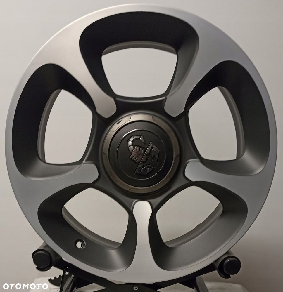 FELGI ALUMNIOWE FIAT 500 7x17 4x98 ET 38 - 3