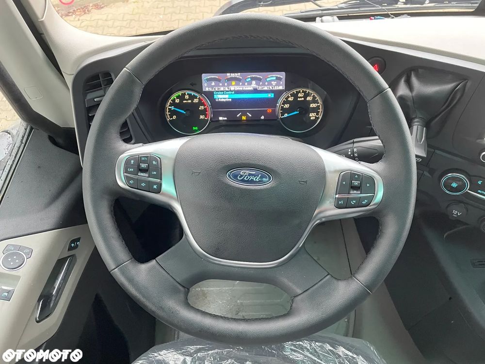 Ford F-MAX - 16