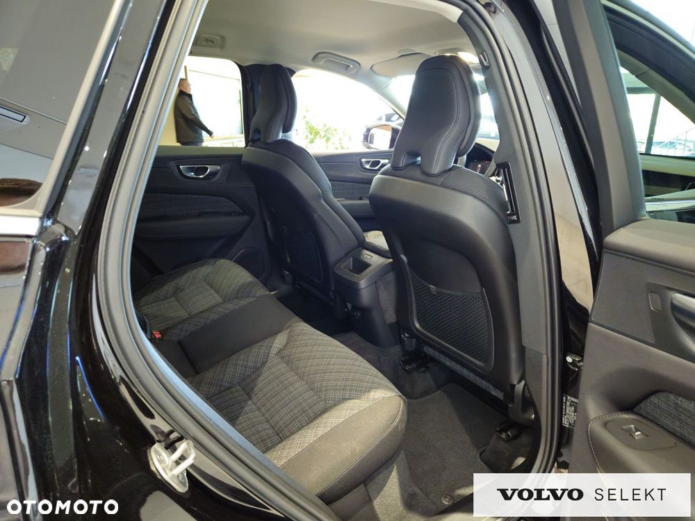 Volvo XC 60 - 22