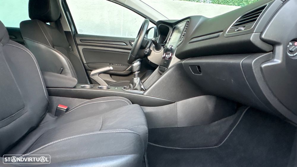 Renault Mégane Sport Tourer 1.3 TCe Limited - 12