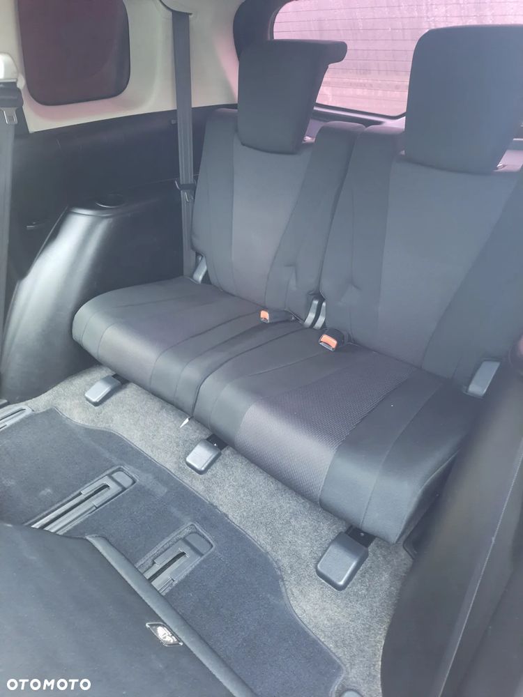 Mazda 5 - 14