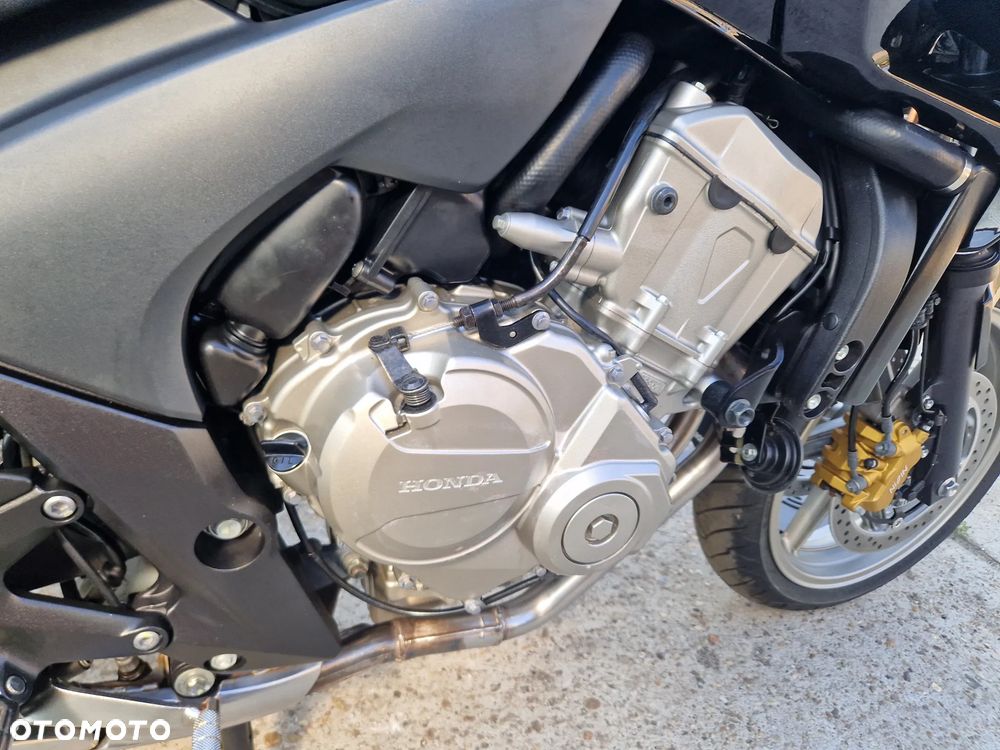 Honda CBF - 19