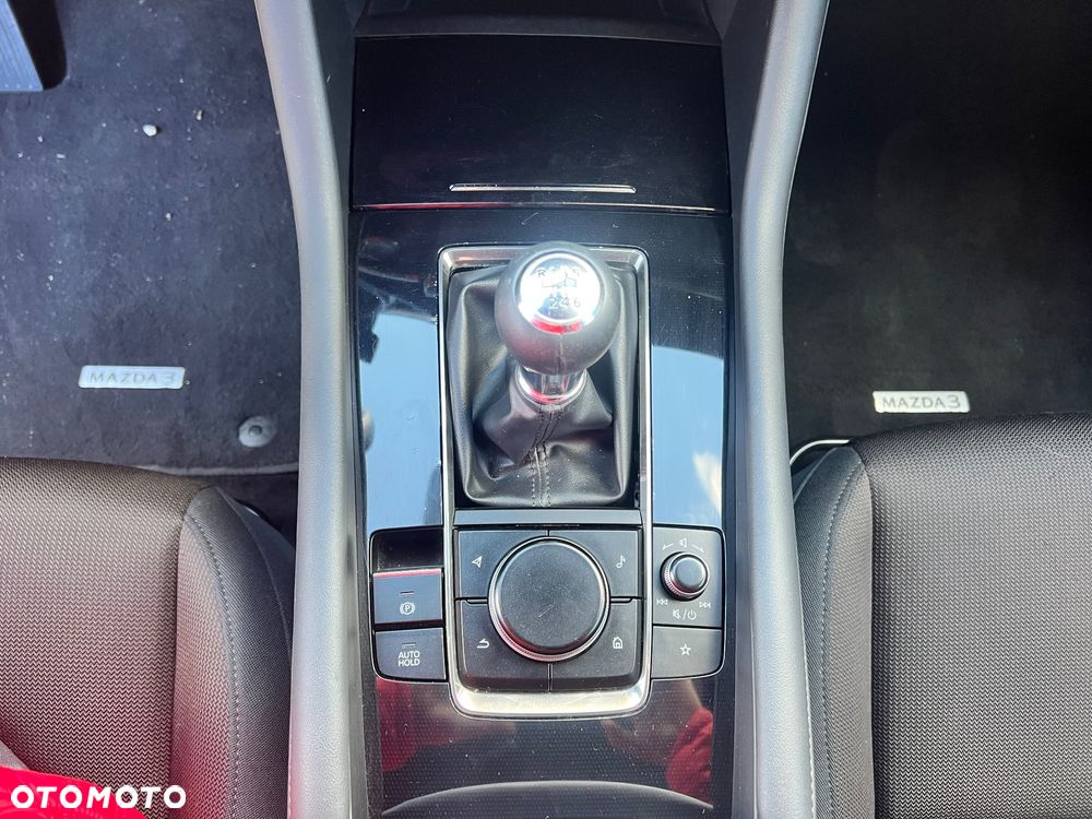 Mazda 3 e-SKYACTIV-G 2.0 M HYBRID 150 HOMURA - 28