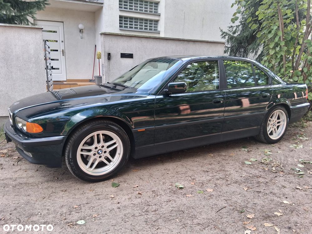 BMW Seria 7 - 4