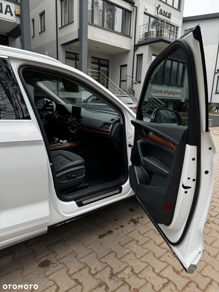 Audi Q5 40 TFSI quattro S tronic - 12
