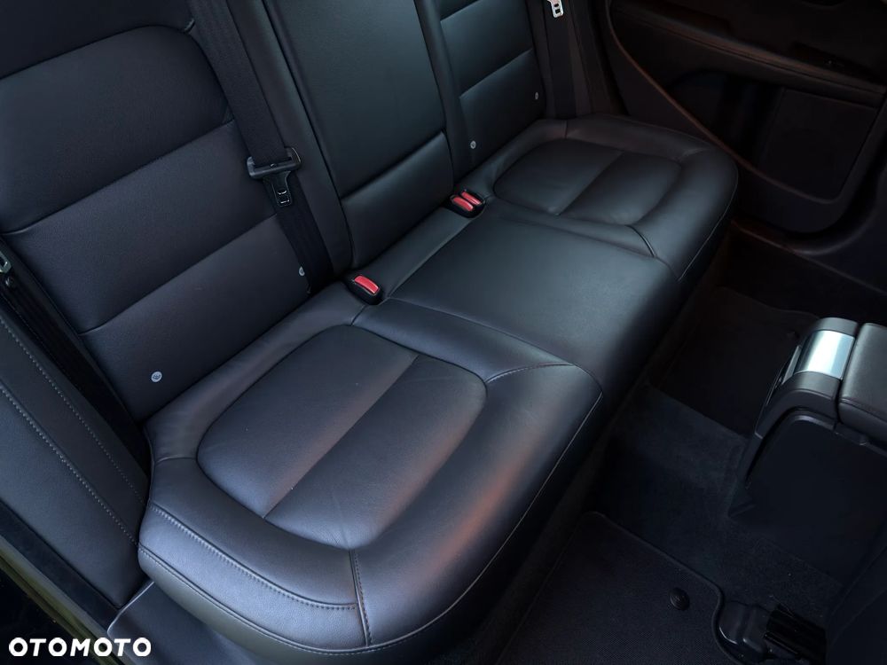 Volvo V70 D4 Geartronic Black Edition - 27