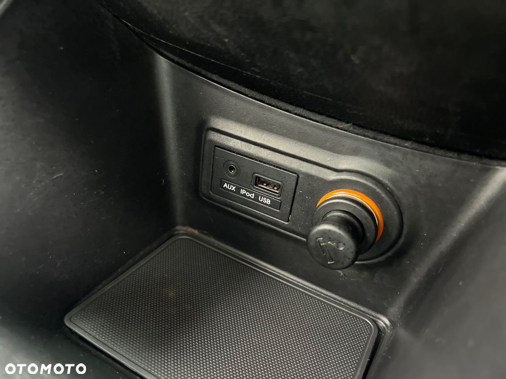 Kia Venga 1.4 CVVT Business Line - 28