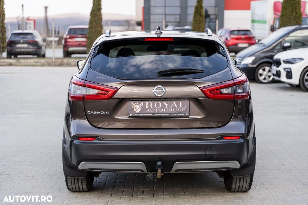 Nissan Qashqai 1.6 DIG-T TEKNA+ - 10