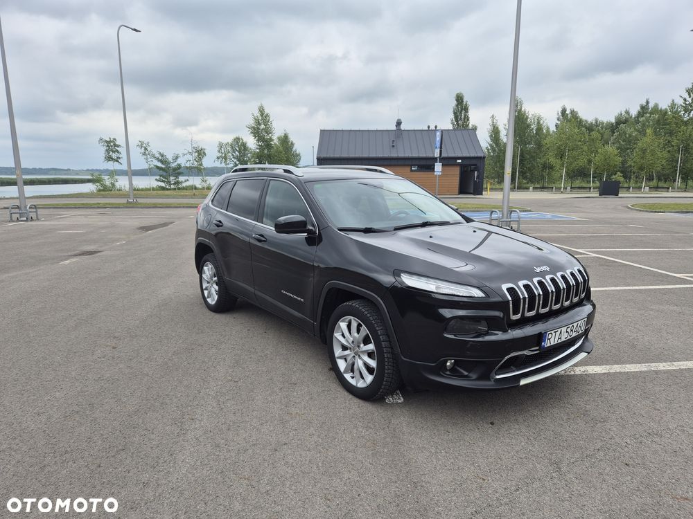 Jeep Cherokee - 2