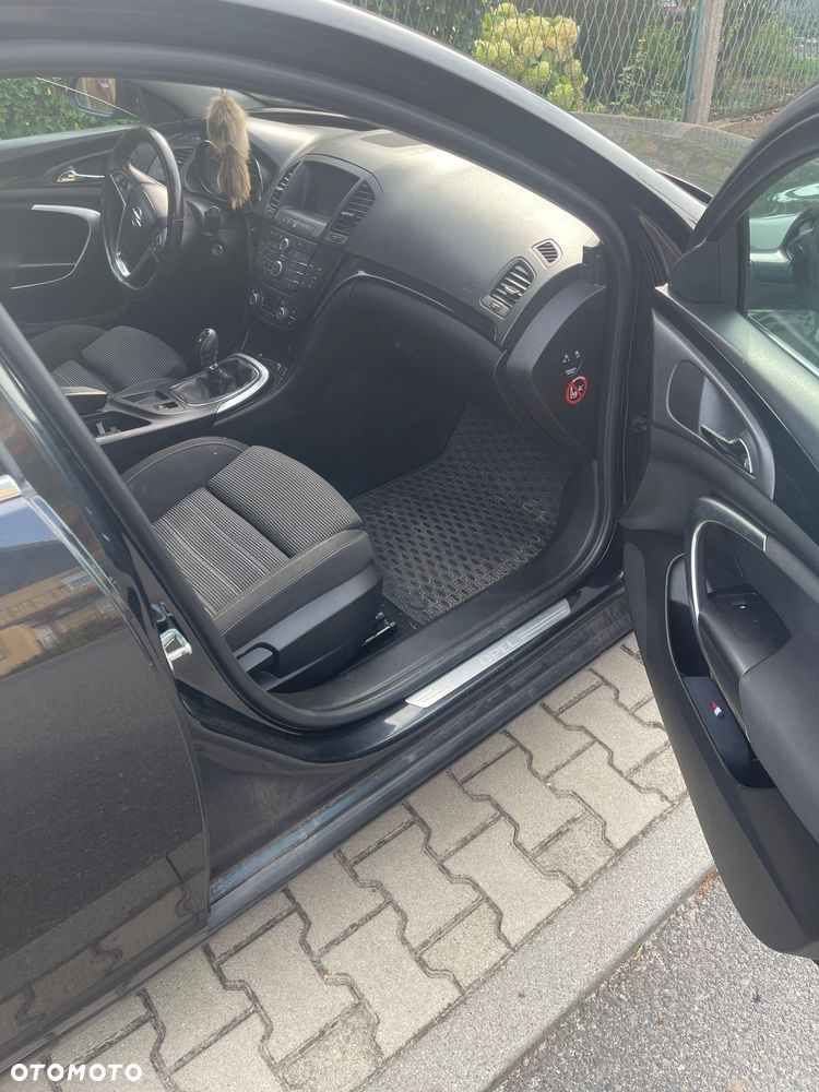 Opel Insignia - 12