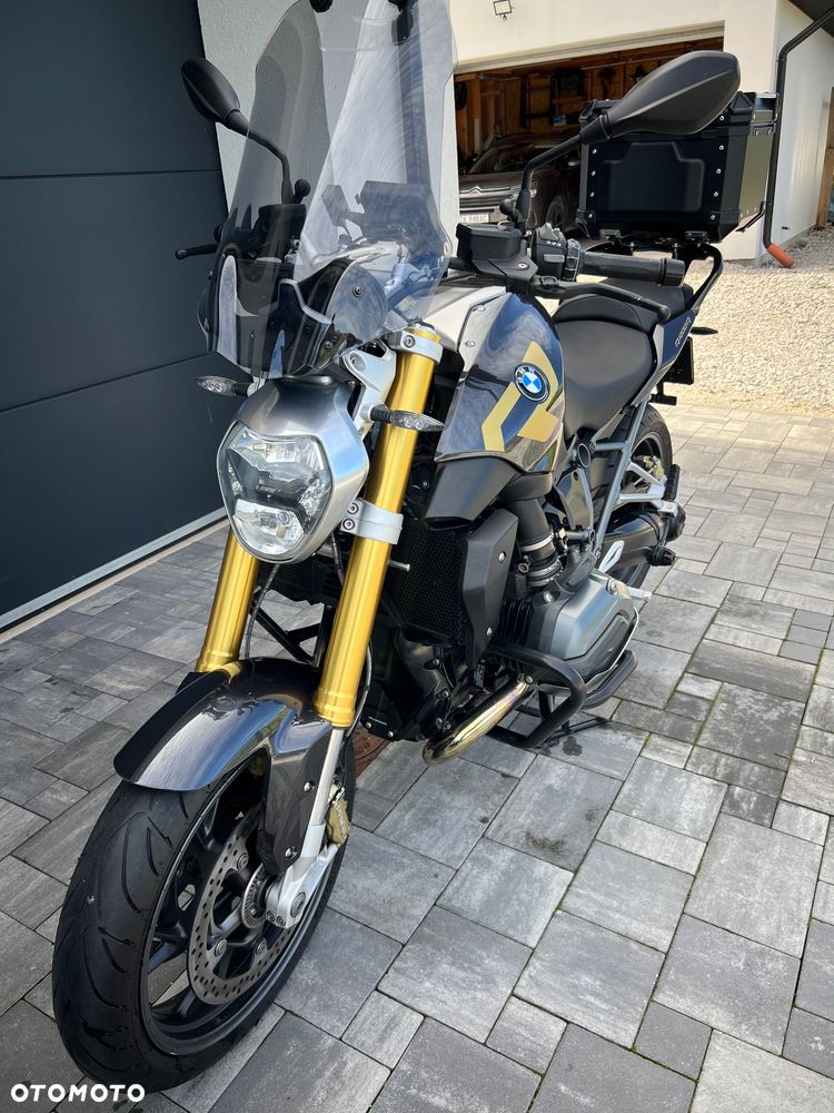 BMW R - 4
