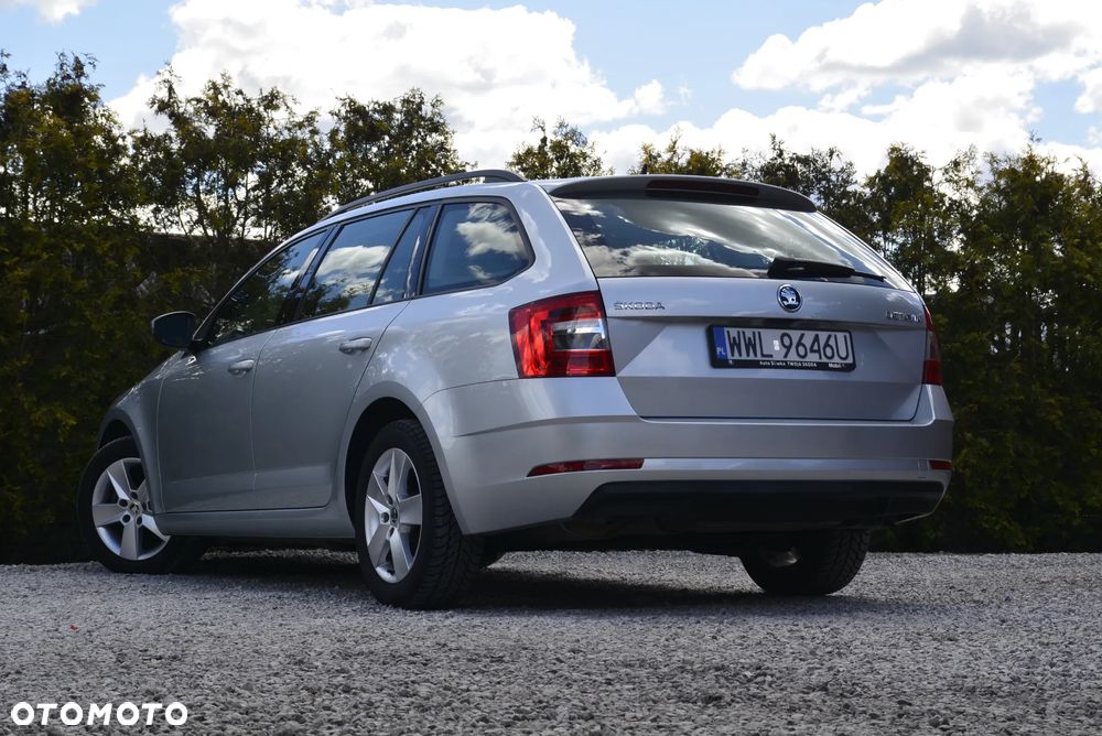 Skoda Octavia 2.0 TDI Ambition DSG - 10