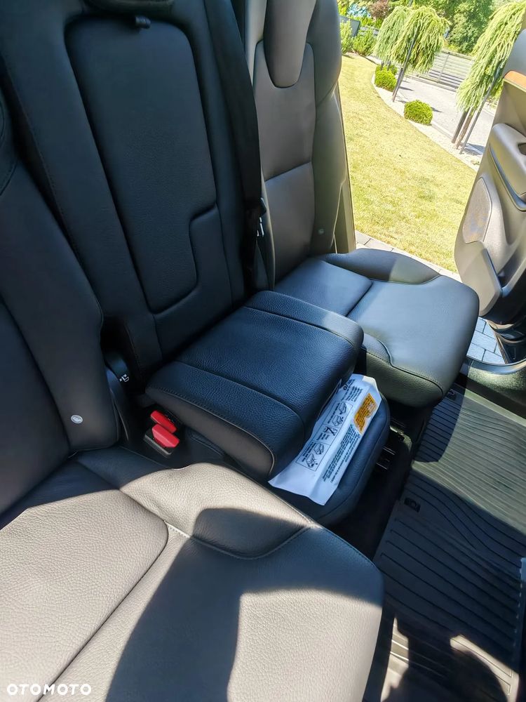 Volvo XC 90 B5 B AWD Core - 26