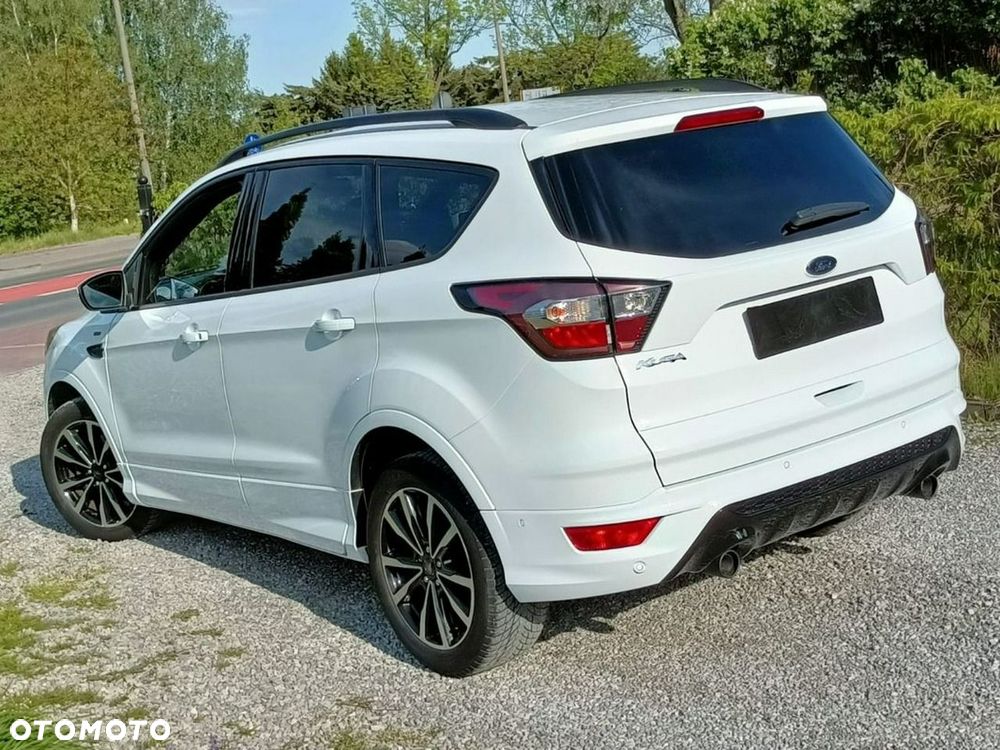 Ford Kuga 2.0 TDCi 2x4 ST-Line - 10