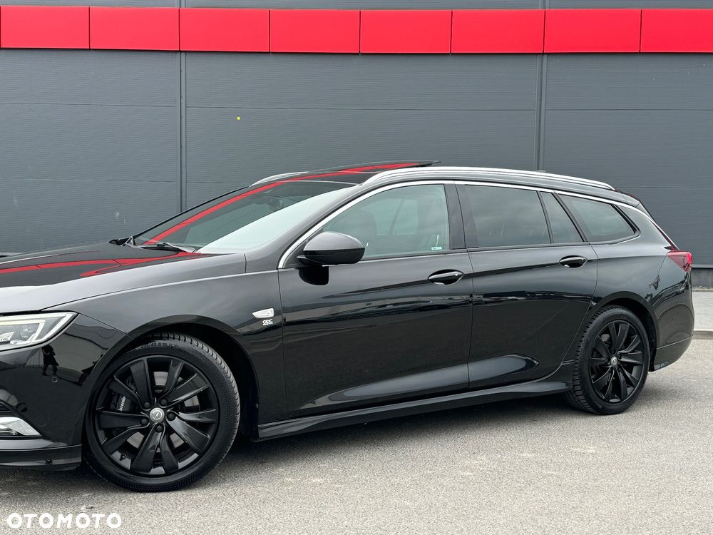 Opel Insignia 2.0 T 4x4 GSi S&S - 17