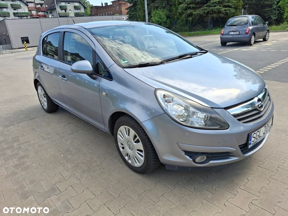Opel Corsa 1.2 16V Cosmo - 12