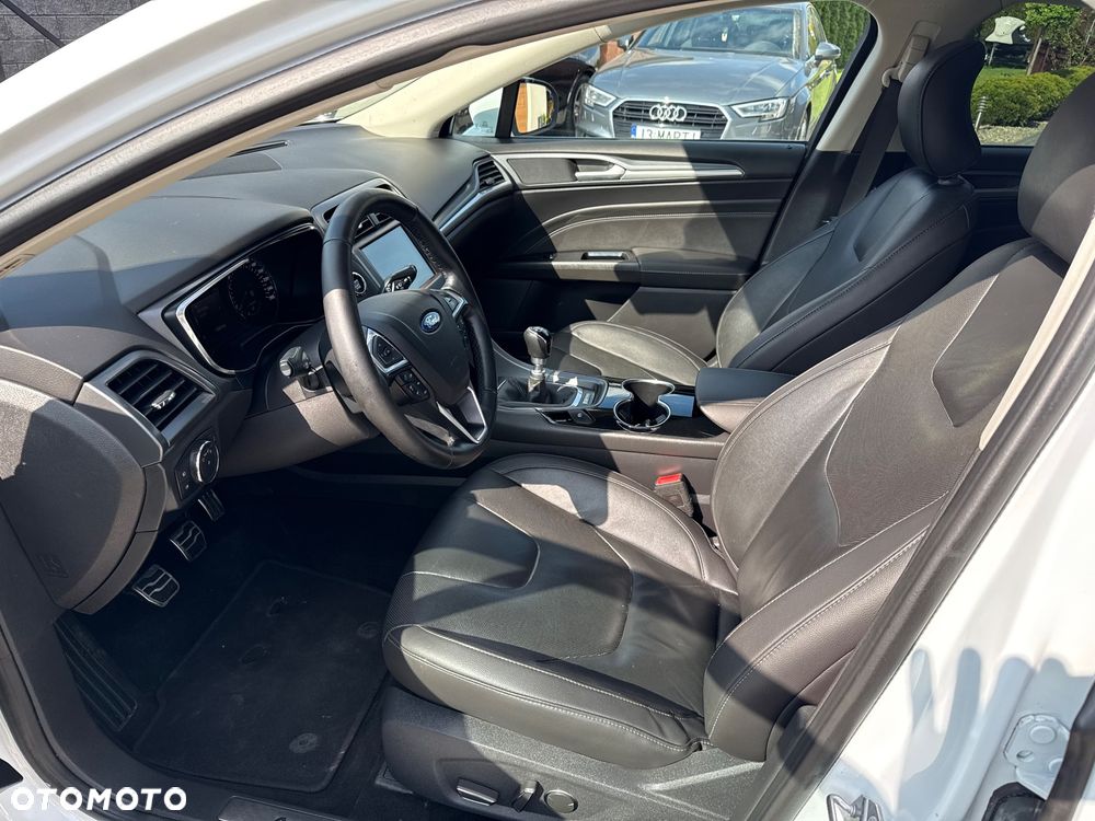 Ford Mondeo 1.5 EcoBoost ST-Line X - 21