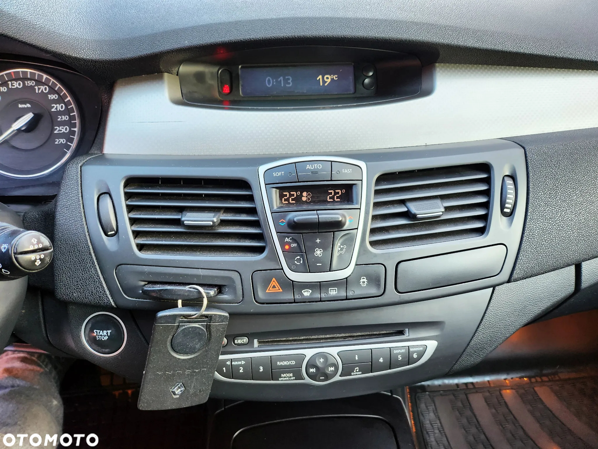 Renault Laguna - 8