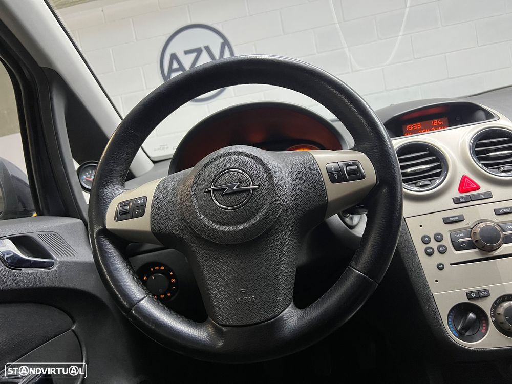 Opel Corsa 1.3 CDTI Enjoy EcoFLEX - 11