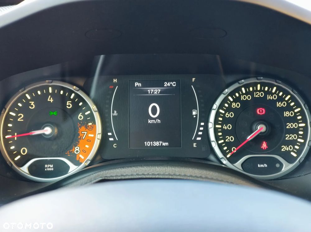 Jeep Renegade 1.4 MultiAir Longitude - 14