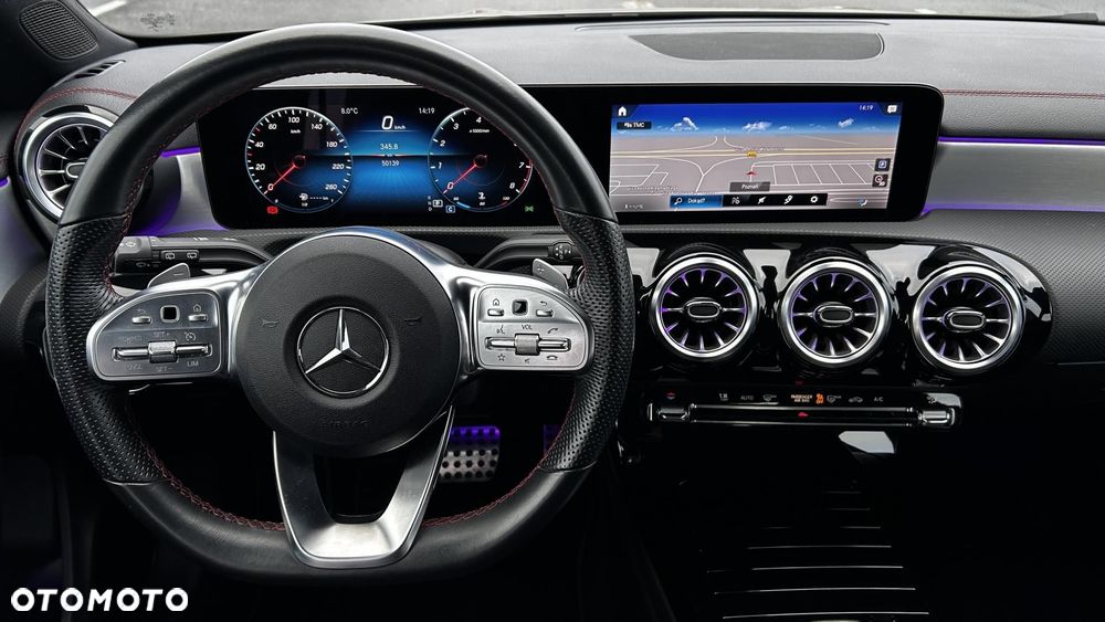 Mercedes-Benz CLA 180 AMG Line 7G-DCT - 14