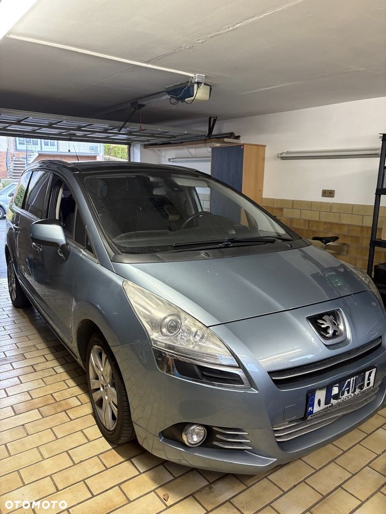 Peugeot 5008 2.0 HDi Premium + - 1
