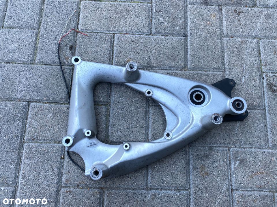 Mocowanie tłumika Quadro 3  350cm  14r - 1