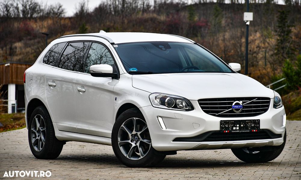 Volvo XC 60 D4 AWD Ocean Race - 3