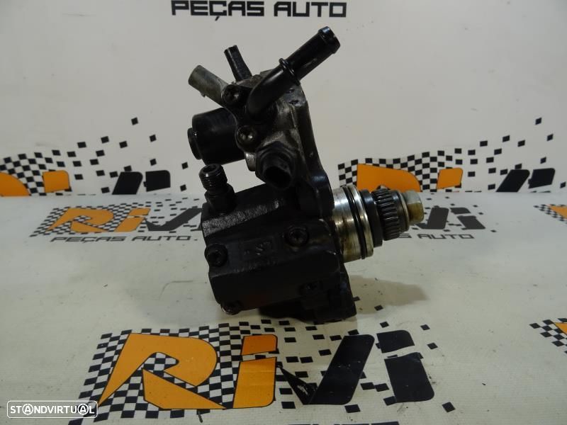 Bomba De Injeção / Alta Pressão Mercedes-Benz C-Class (W204)  A6510701 - 5