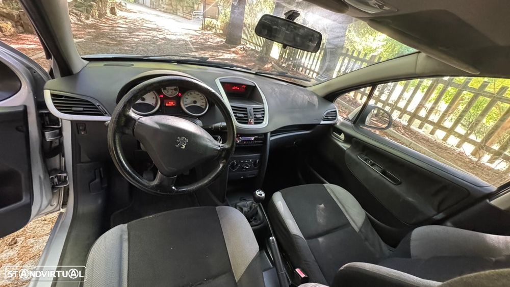 Peugeot 207 1.4 HDi Urban - 5
