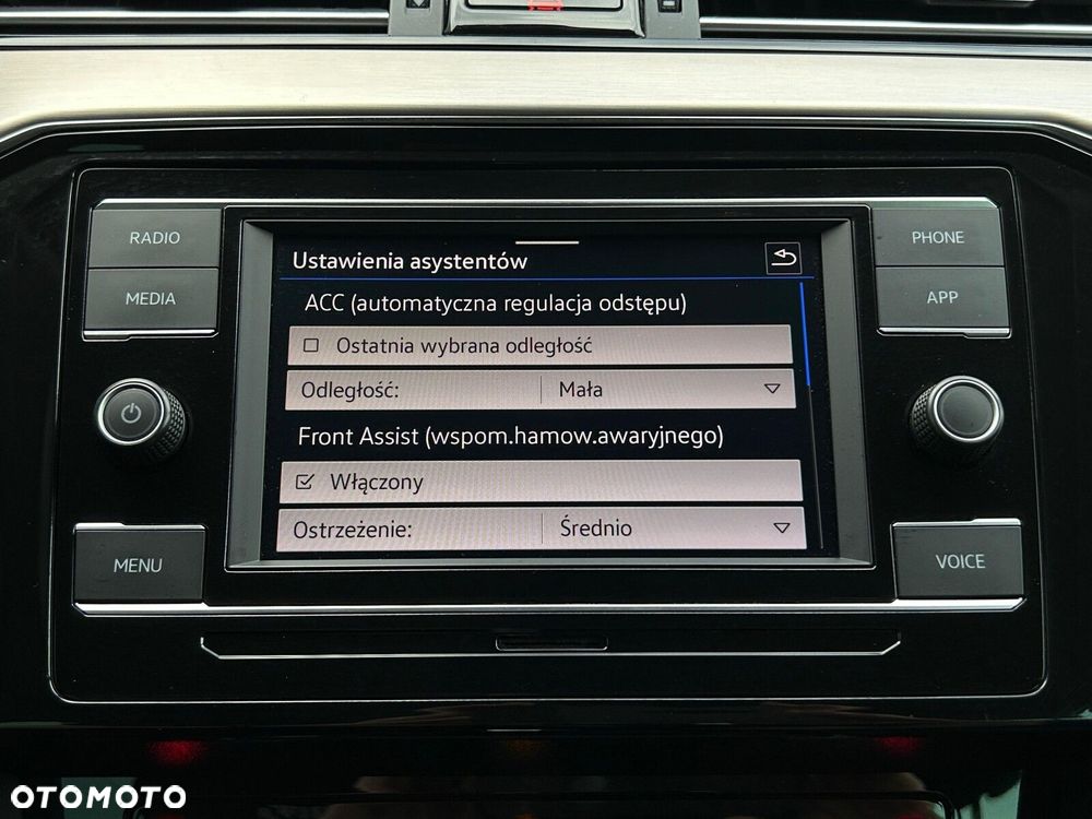 Volkswagen Passat 2.0 TDI EVO Elegance DSG - 29