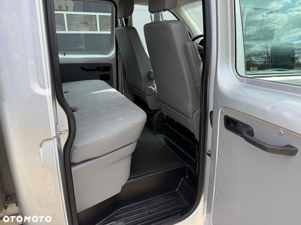 Volkswagen T5 - 5