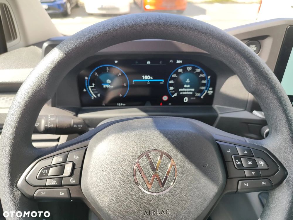 Volkswagen Transporter - 9
