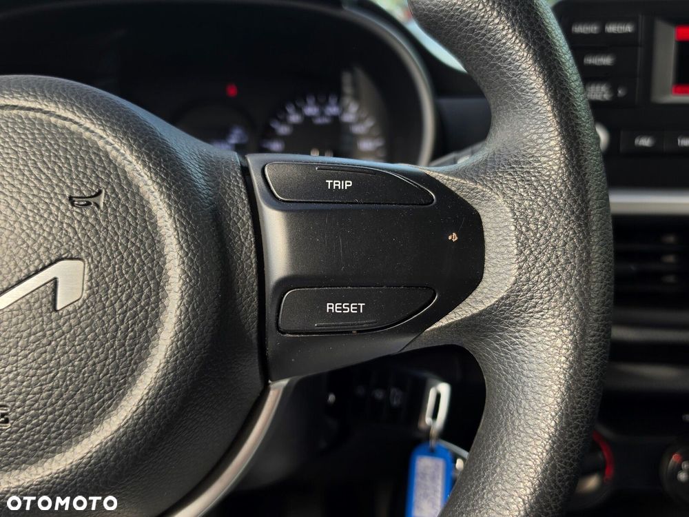 Kia Picanto 1.0 M - 17