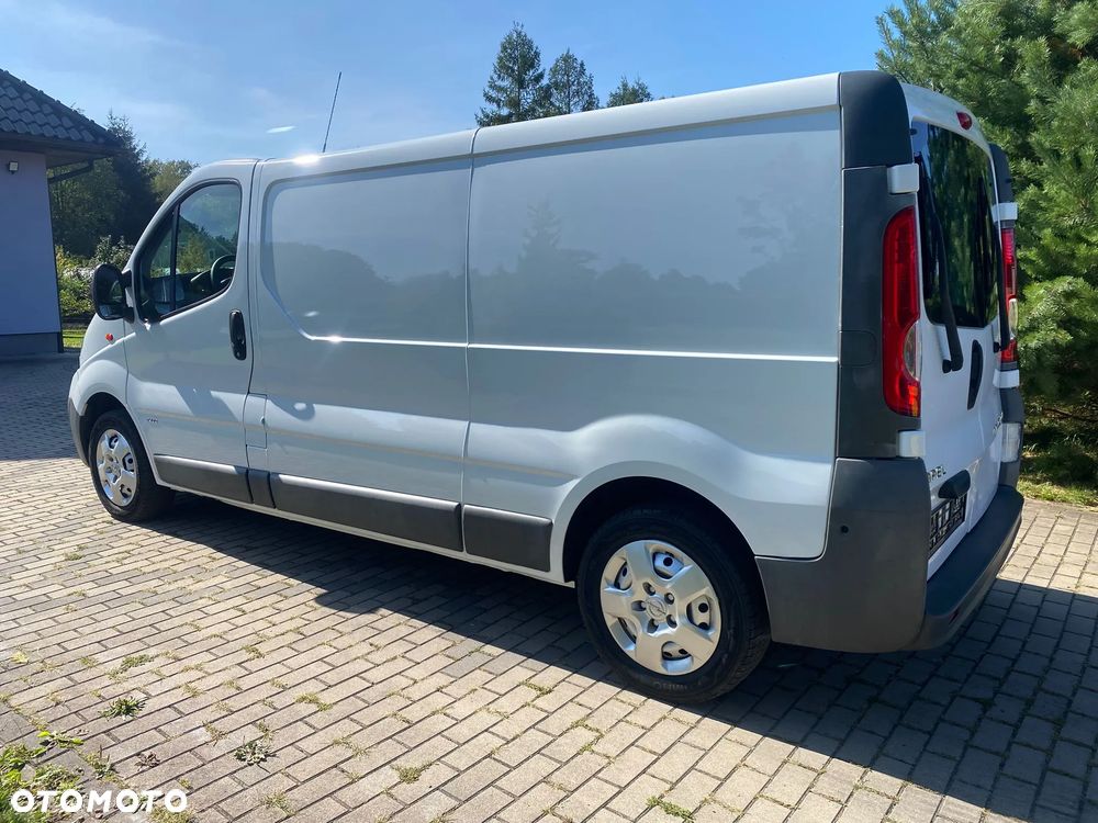 Opel Vivaro - 5